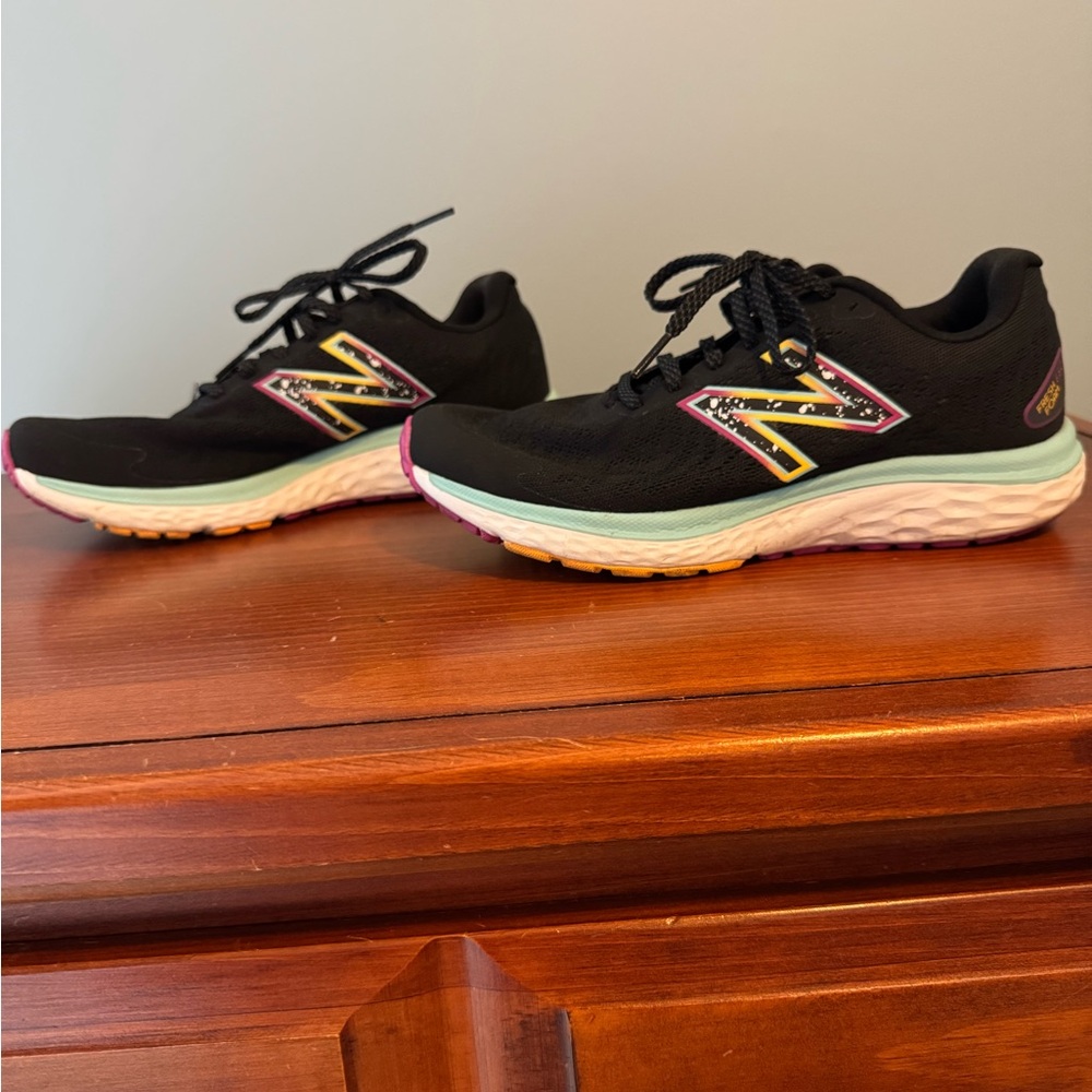 New Balance Women's Black Running Shoes